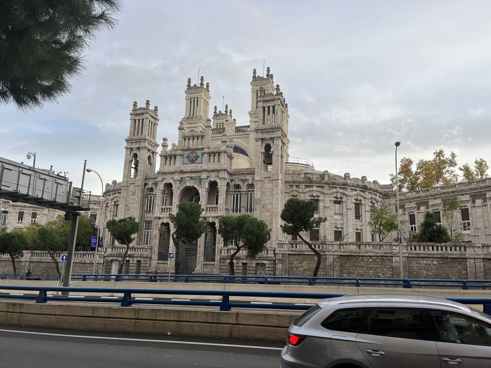Casa de huespedes Almansa Hostel in Madrid