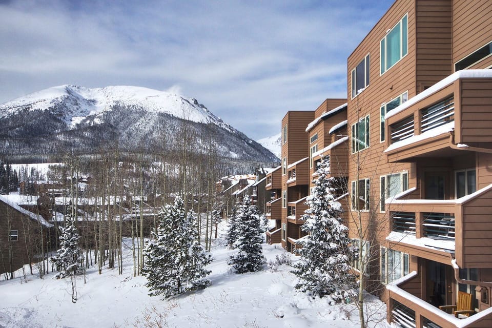 Condo, 2 Bedrooms | Exterior