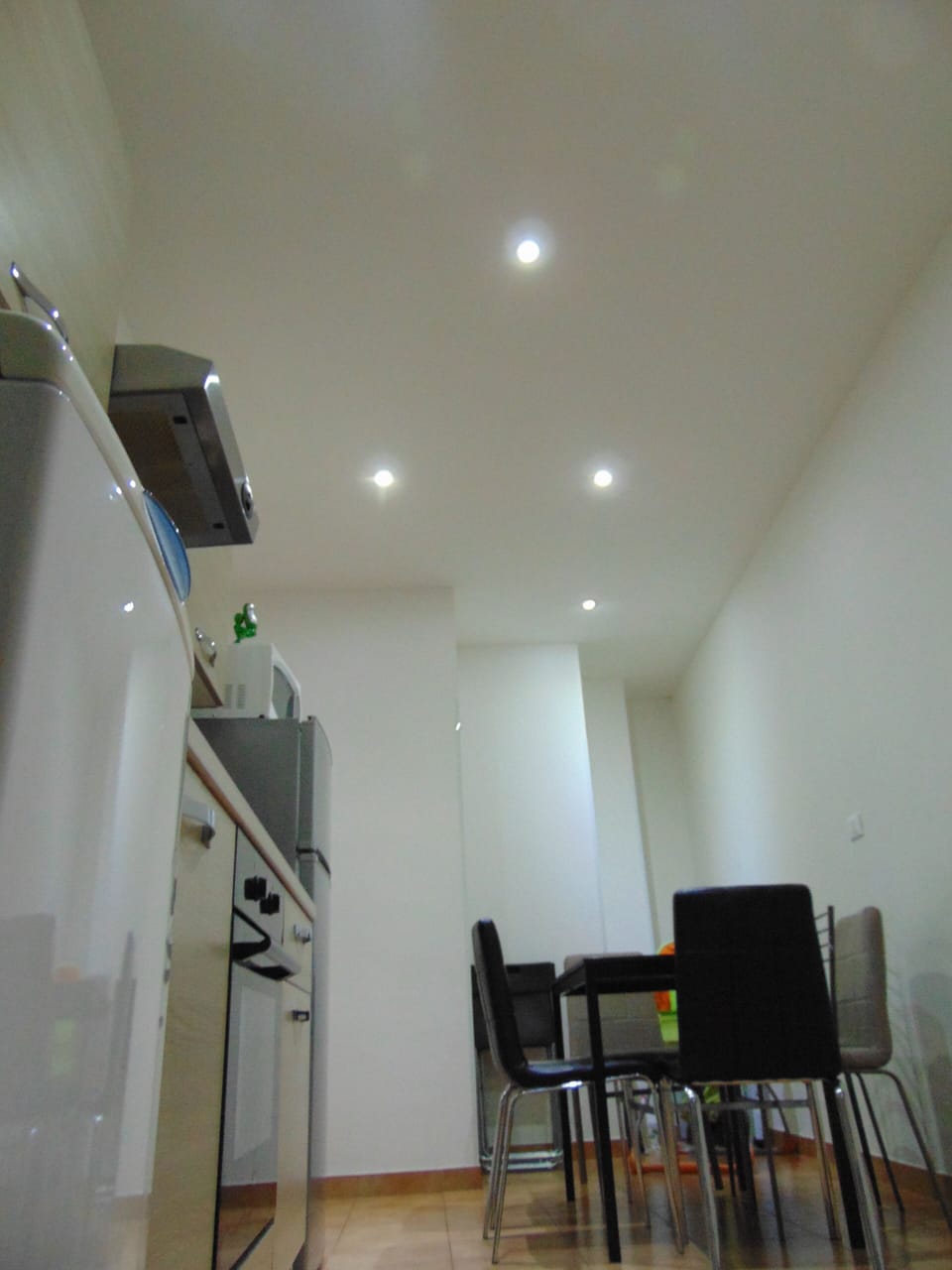 Shared fridge, microwave, electric kettle, cookware/dishes/utensils