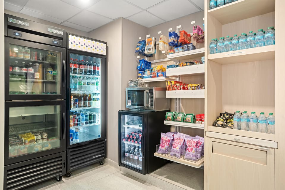 Snack bar