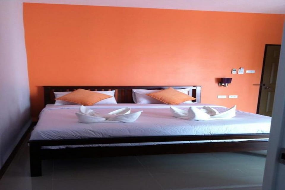 Standard Double Room | Free WiFi