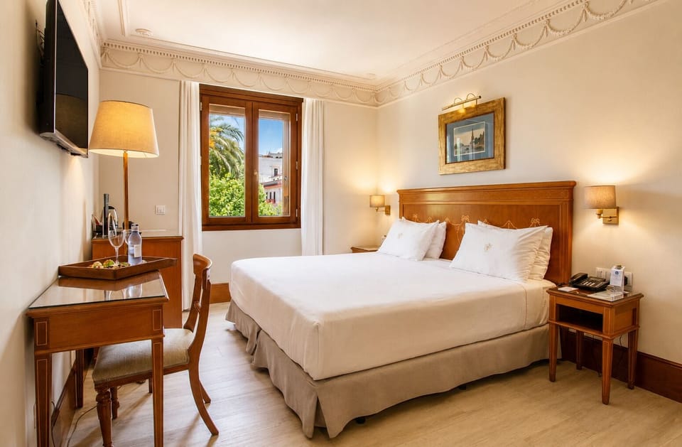 Classic Double or Twin Room, City View | Minibar, in-room safe, iron/ironing board, free WiFi
