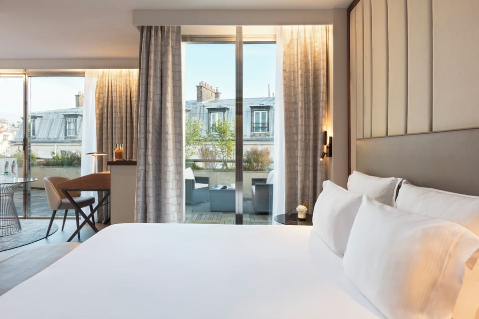Premium Room (Superior) | Egyptian cotton sheets, premium bedding, in-room safe, desk