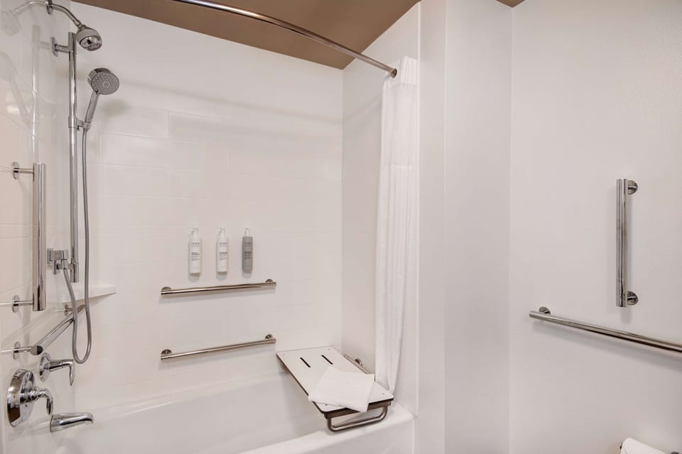 Free toiletries, hair dryer, towels, soap