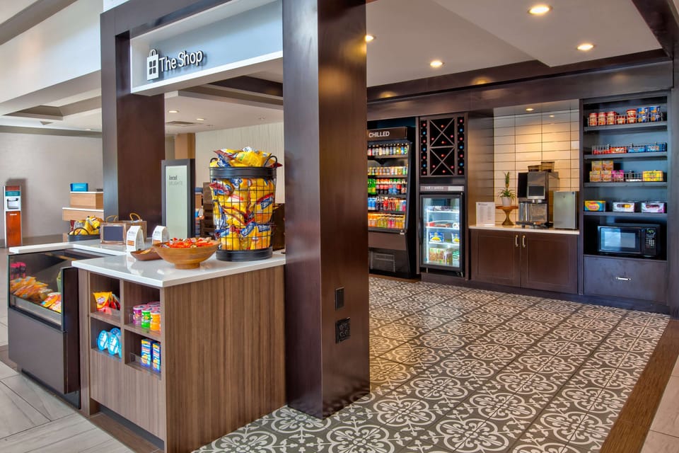 Snack bar