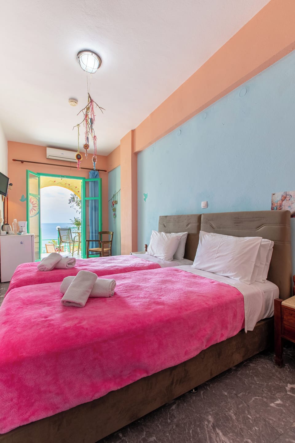 In-room safe, iron/ironing board, free WiFi, bed sheets