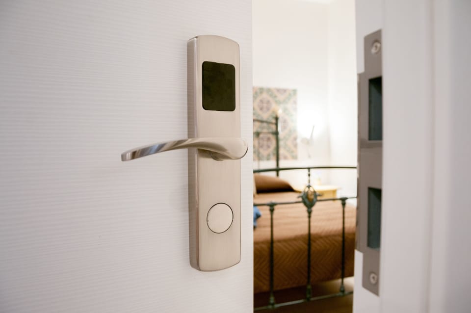 Comfort Double Room, 1 Bedroom, Ensuite (Ballaro') | Room amenity