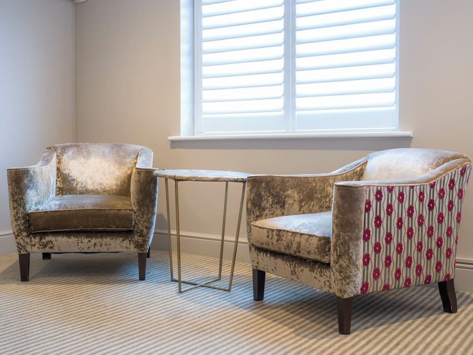 Classic Room, 2 Twin Beds, Non Smoking, Refrigerator | 1 bedroom, hypo-allergenic bedding available, in-room safe, desk