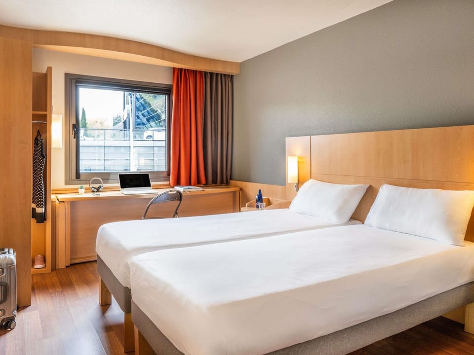 Standard Room, 2 Twin Beds | Down comforters, in-room safe, desk, blackout drapes