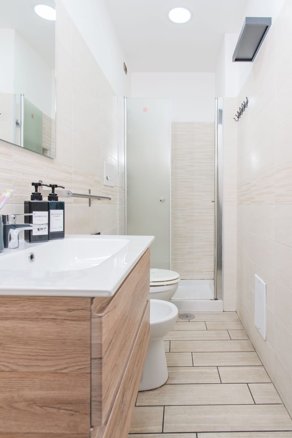 Triple Room, Terrace, City View | Bathroom | Shower, free toiletries, hair dryer, bidet