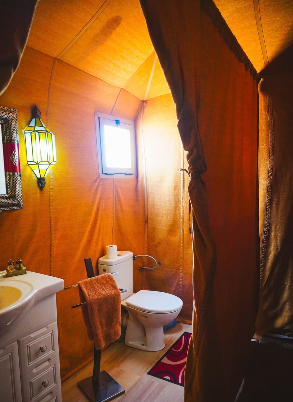 Shower, rainfall showerhead, eco-friendly toiletries, towels