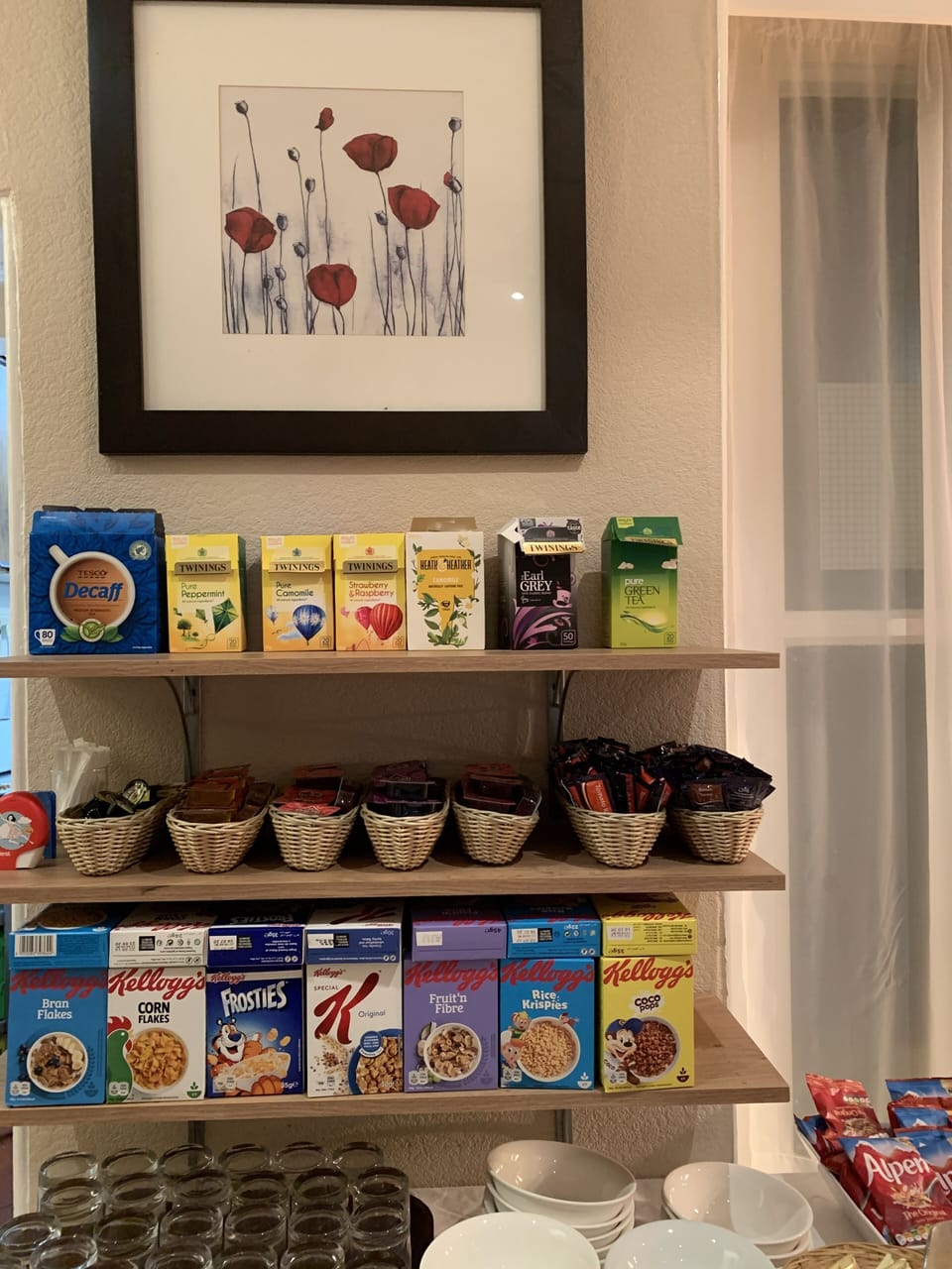 Daily full breakfast (GBP 7.50 per person)