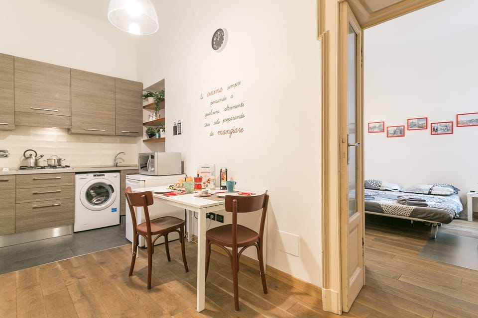 Apartment, 1 Bedroom | Private kitchenette | Fridge, microwave, oven, stovetop