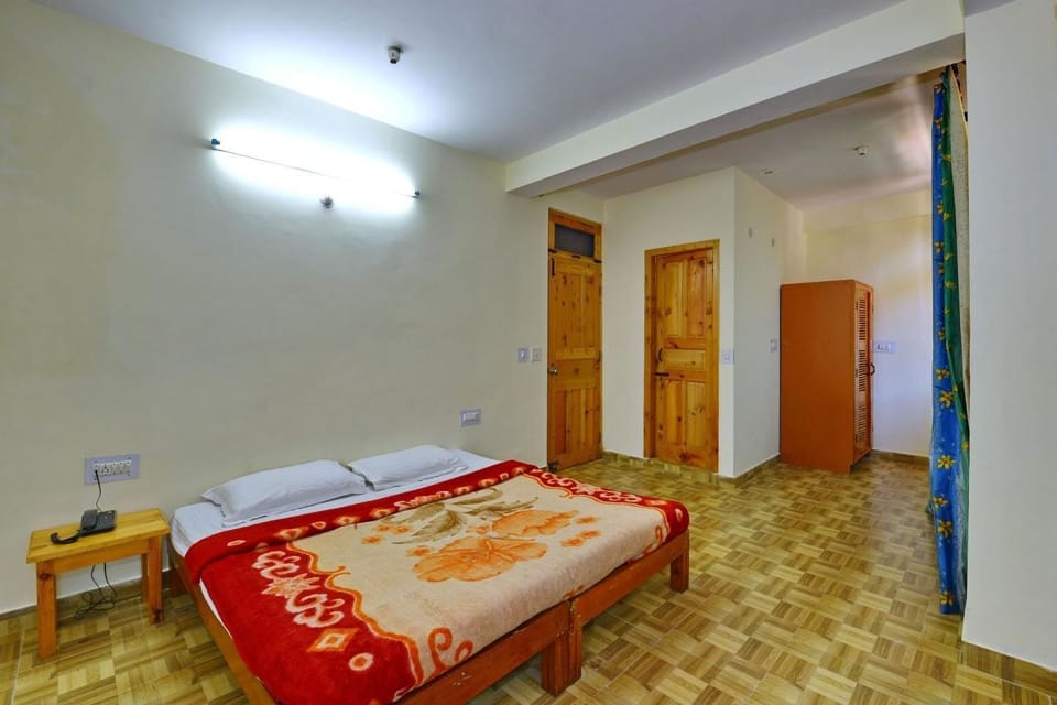 Basic Double Room, 1 Queen Bed | Free WiFi, bed sheets