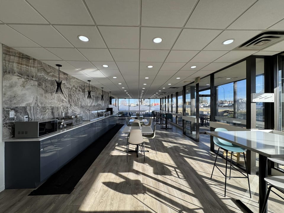 Free daily buffet breakfast