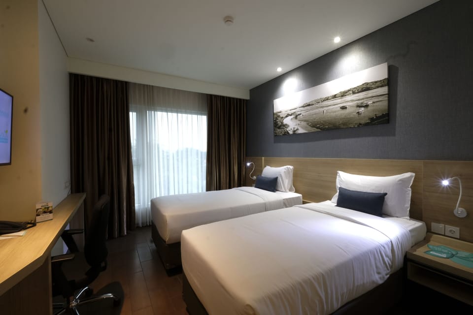 Superior Room Double | Desk, laptop workspace, free WiFi, bed sheets