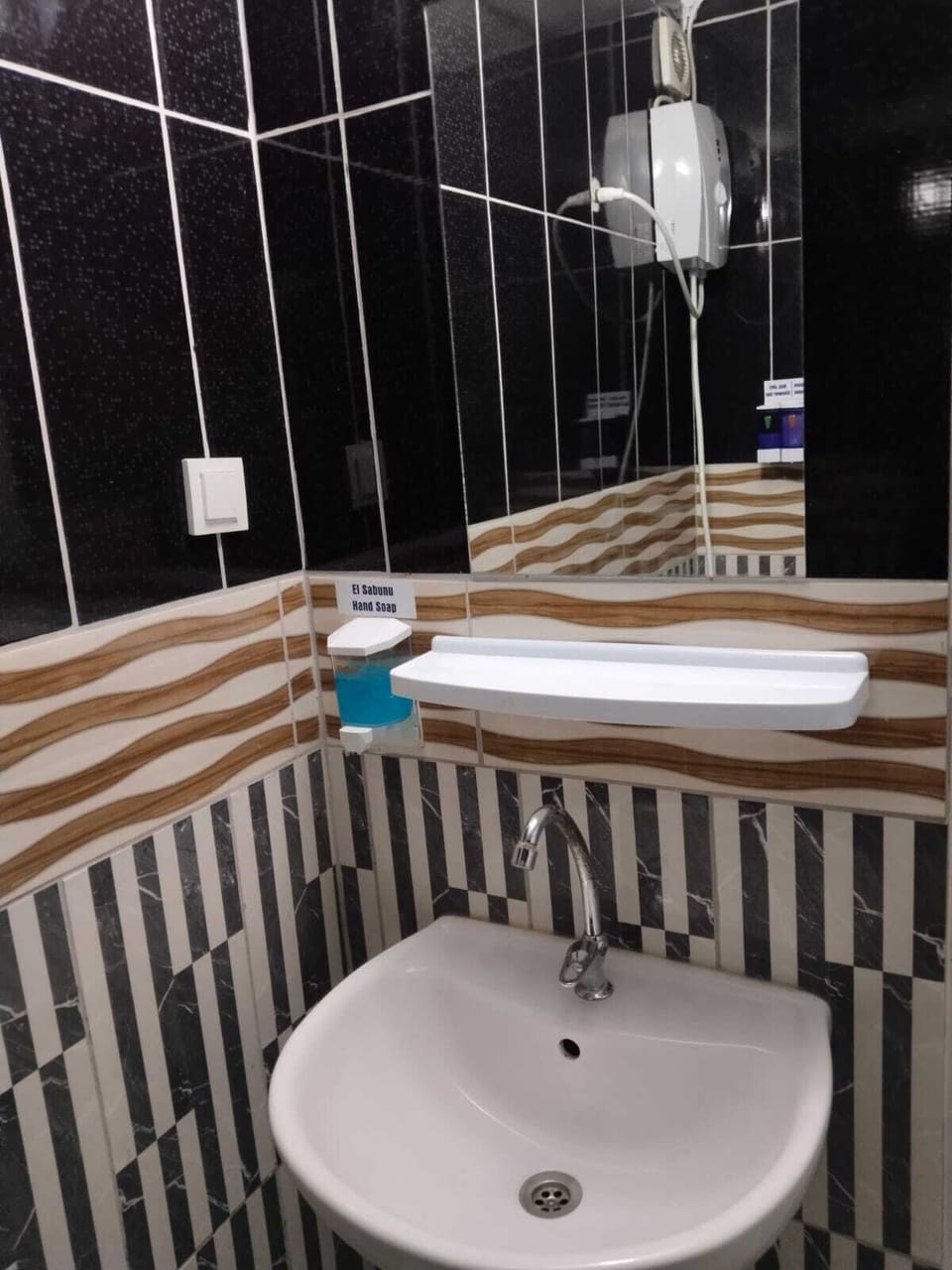 Triple Room | Bathroom | Shower, hair dryer, towels
