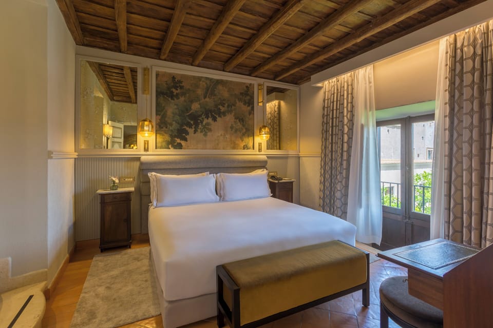 Prestige "Garden" | Minibar, in-room safe, desk, free WiFi