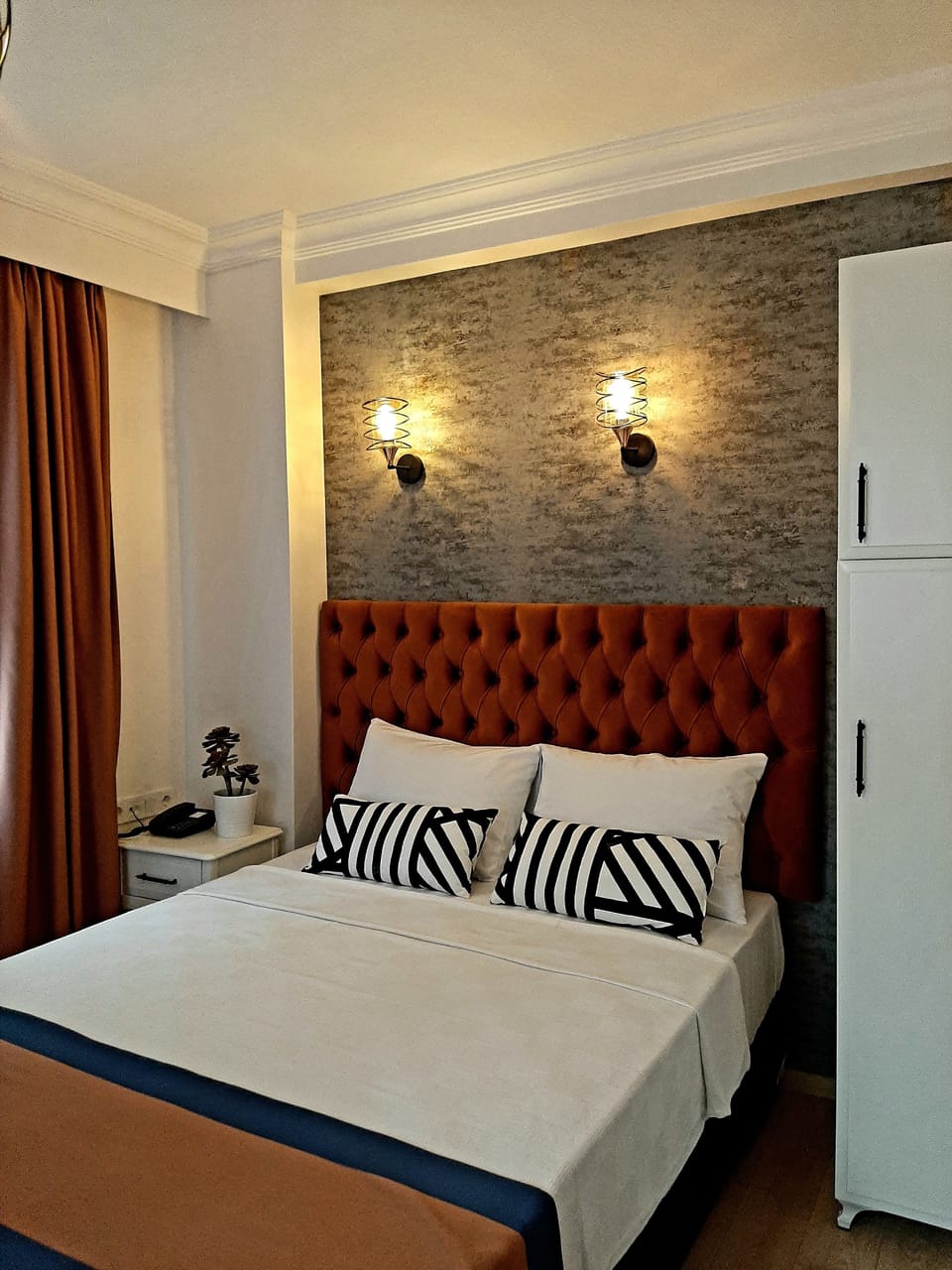 Deluxe Double Room | Desk, laptop workspace, free WiFi, bed sheets