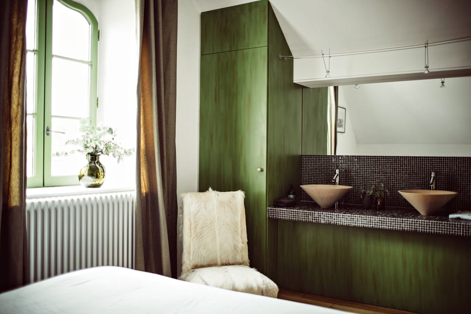 Family House, Terrace, Park View | Bathroom | Designer toiletries, hair dryer, towels, toilet paper