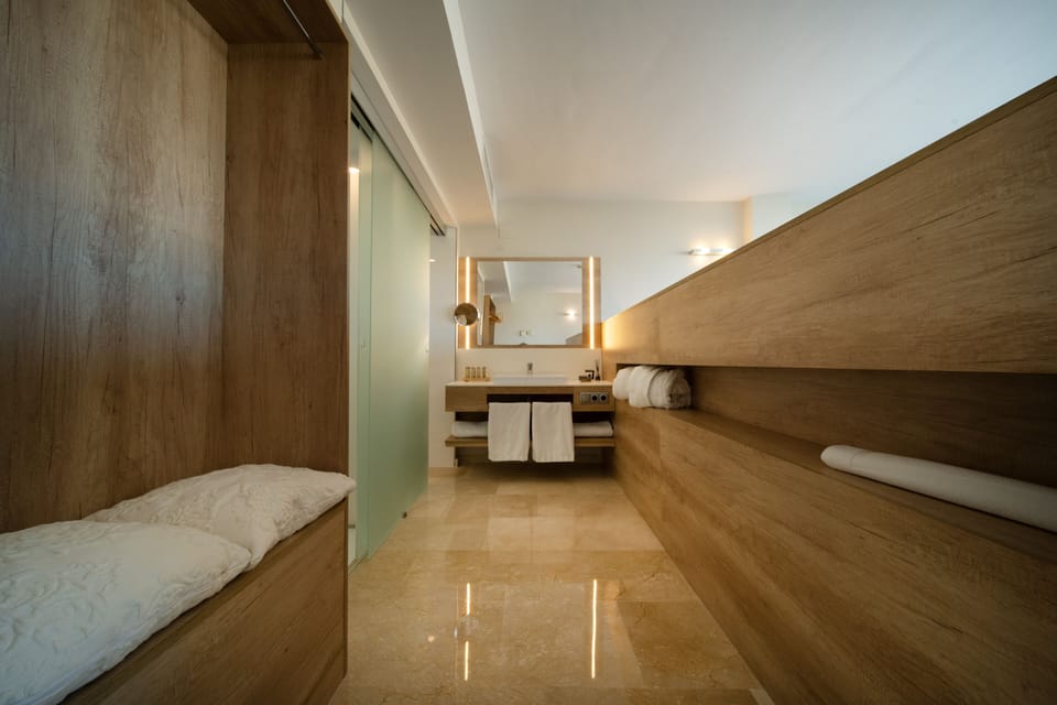 Penthouse, castle view | Egyptian cotton sheets, premium bedding, down comforters