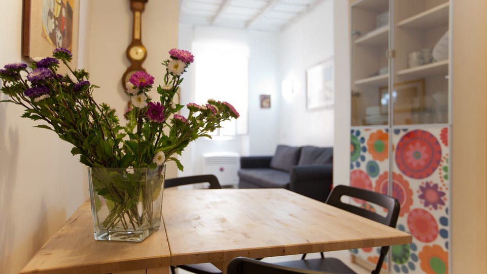 Apartment, 1 Bedroom | In-room dining