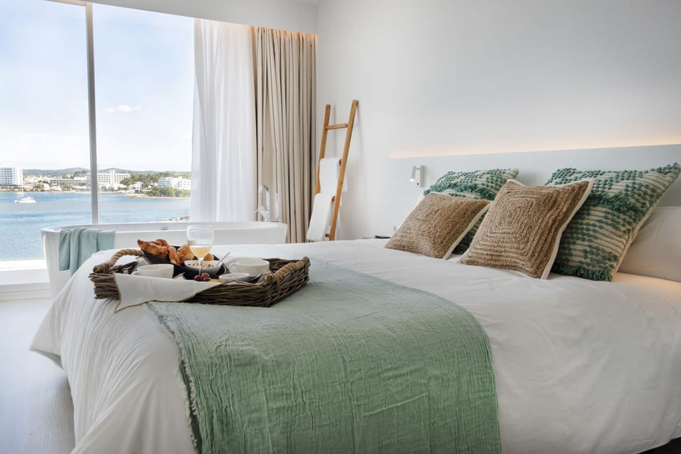 Beach/ocean view