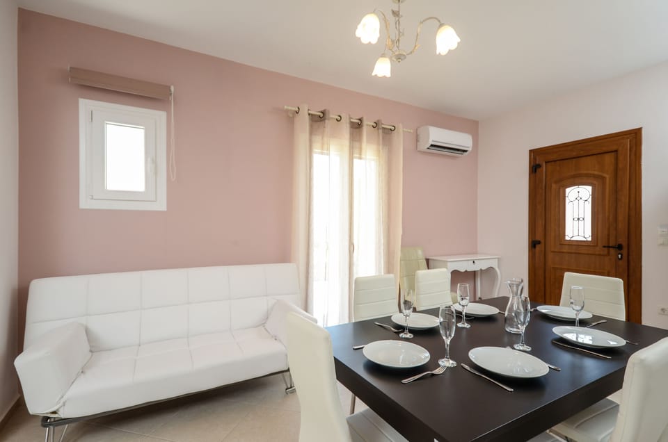 Luxury Sea View Villa with Private Pool | In-room dining