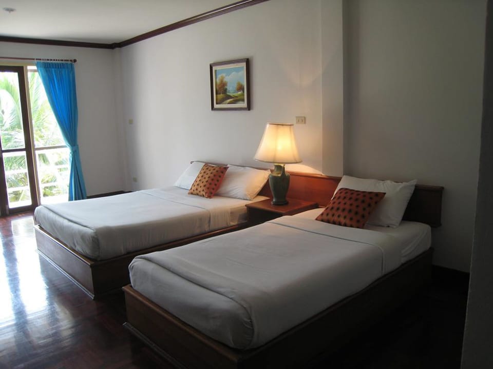 Standard Double Room | Rollaway beds, free WiFi, bed sheets