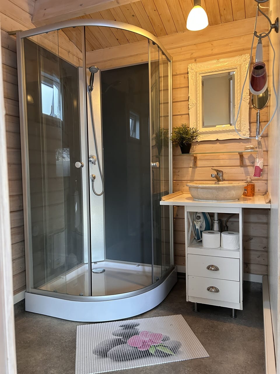 Family Tree House, Private Bathroom, Annex Building | Bathroom | Shower, hydromassage showerhead, hair dryer, bathrobes
