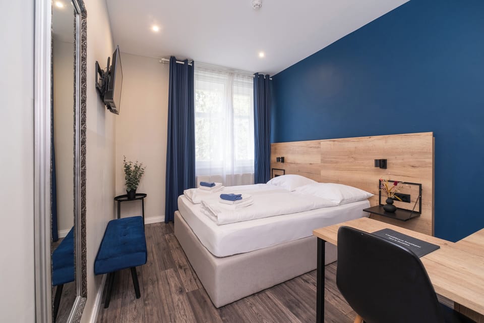 Double Room | Desk, blackout drapes, soundproofing, iron/ironing board (on request)