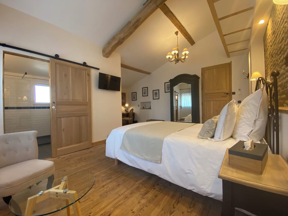Superior Room | Egyptian cotton sheets, premium bedding, Select Comfort beds, desk