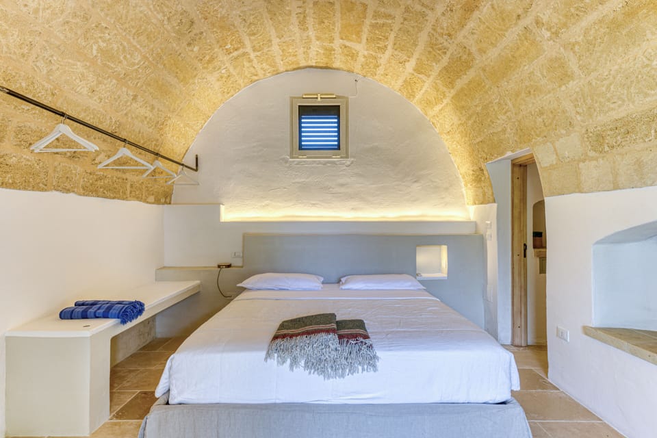 Deluxe Double or Twin Room, 1 King Bed, Annex Building | Premium bedding, Select Comfort beds, minibar, individually decorated