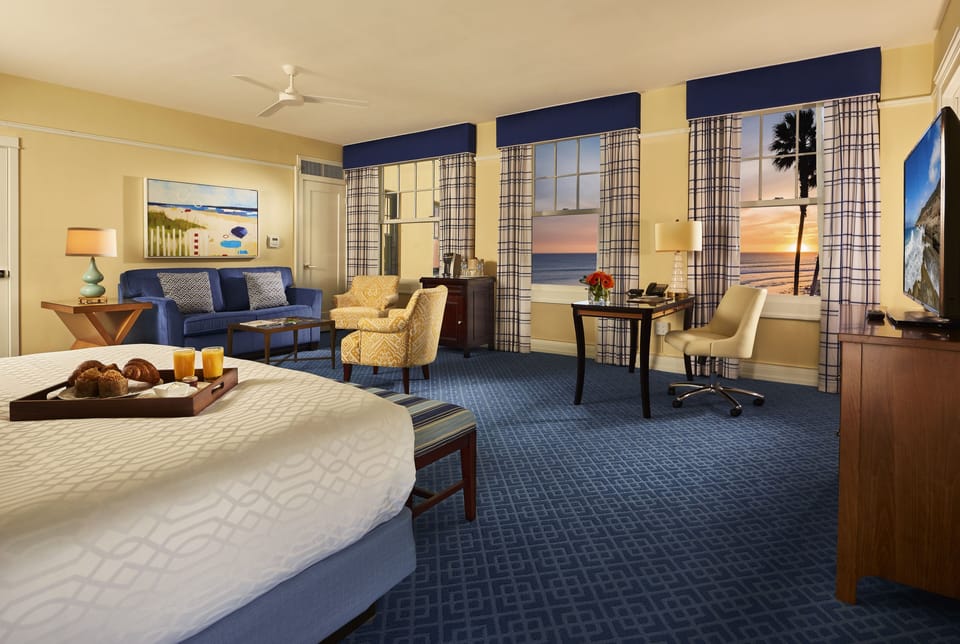 Superior Room, 1 King Bed with Sofa bed, Ocean View | Premium bedding, down comforters, pillowtop beds, in-room safe