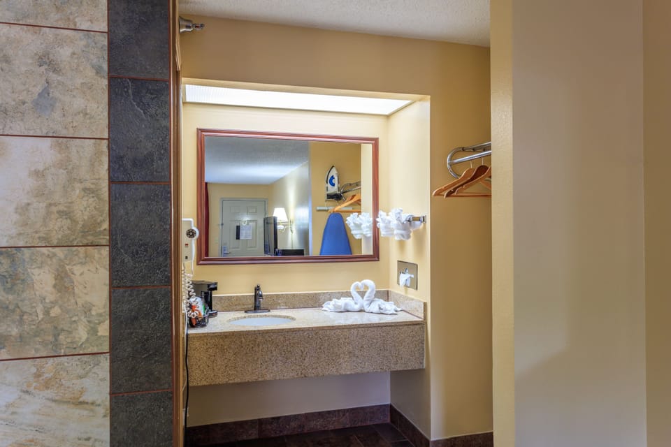 Premium bedding, pillowtop beds, desk, laptop workspace