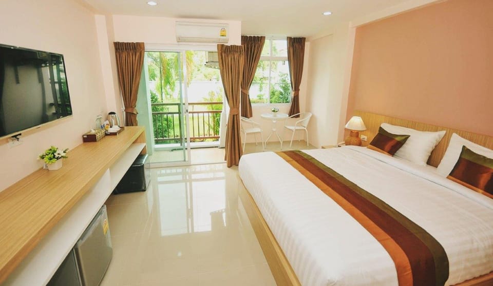 Superior Double Room | Minibar, soundproofing, free WiFi, bed sheets