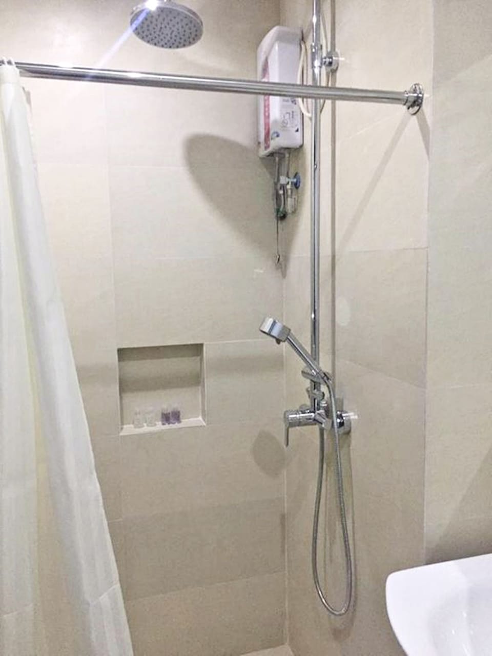 Bathroom shower