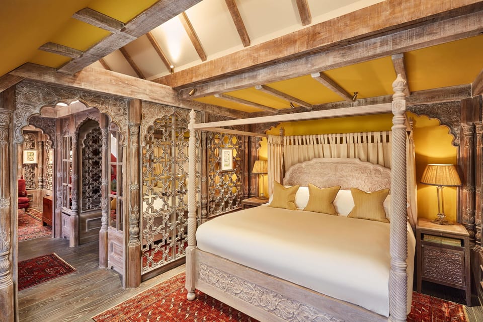 The Lodge | Premium bedding, free minibar items, in-room safe