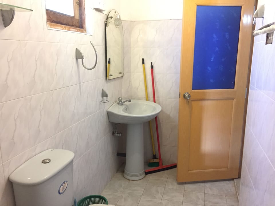 Lake View Home Stay Tangalle Apartment hotel in Tangalle