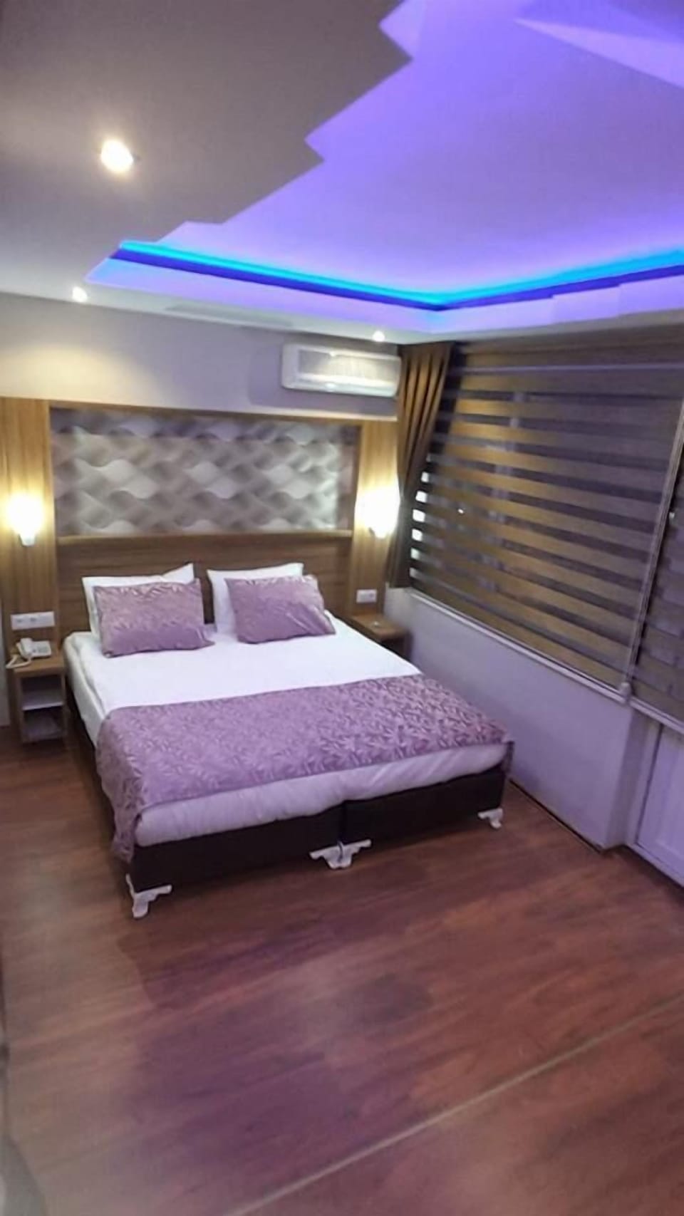 Premium bedding, minibar, desk, soundproofing