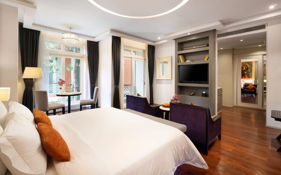 Junior Garden Suite with Balcony | Premium bedding, pillowtop beds, minibar, in-room safe