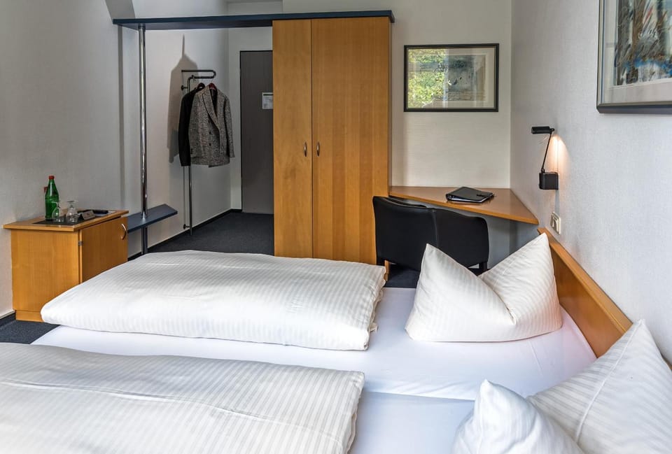 In-room safe, individually furnished, desk, laptop workspace
