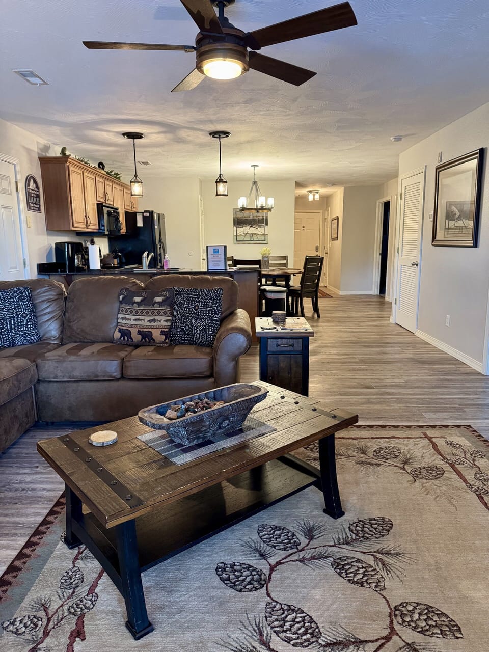 Condo, 3 Bedrooms | Living area | TV, streaming services