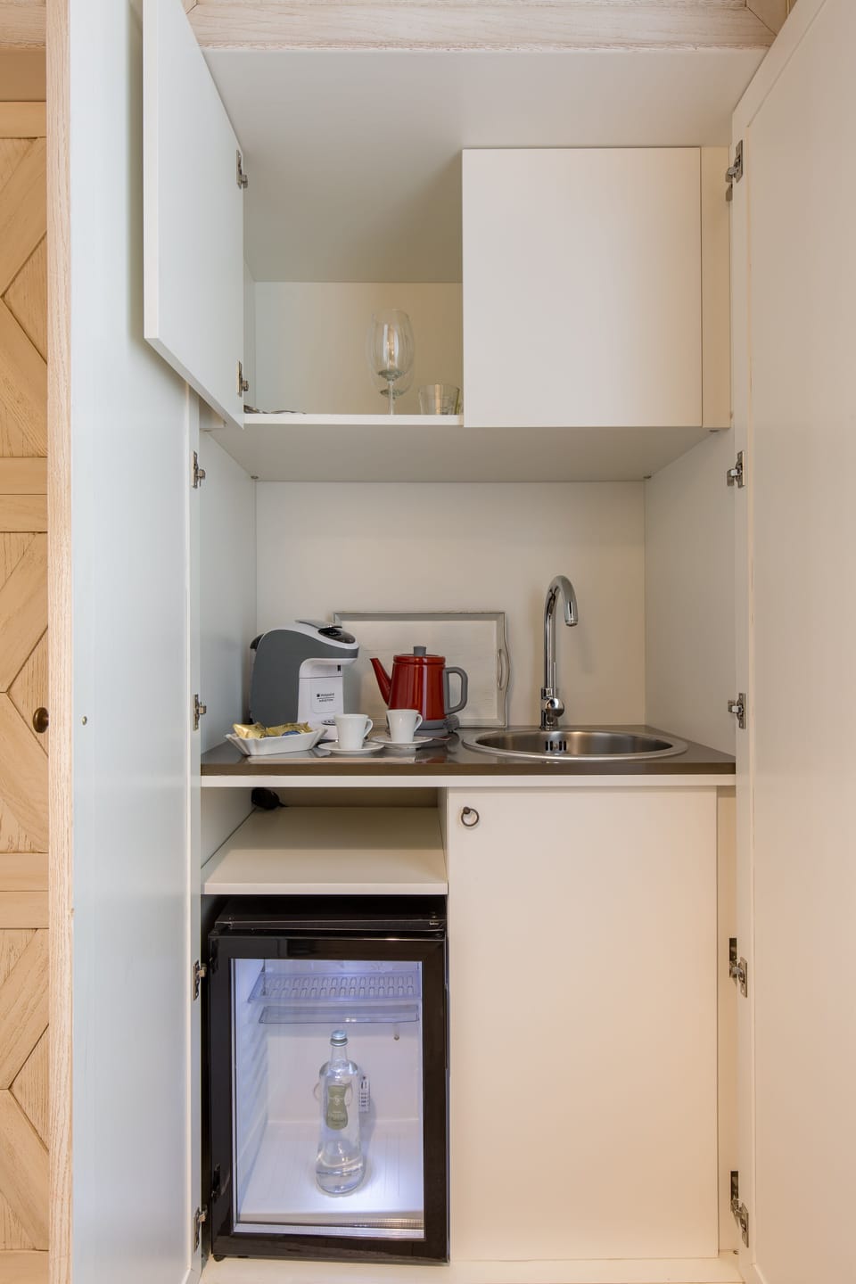 Junior Suite (Deluxe) | Premium bedding, down comforters, free minibar, in-room safe