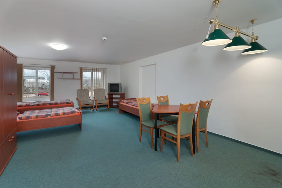 Economy Apartment, Private Bathroom | In-room safe, desk, blackout drapes, free cribs/infant beds