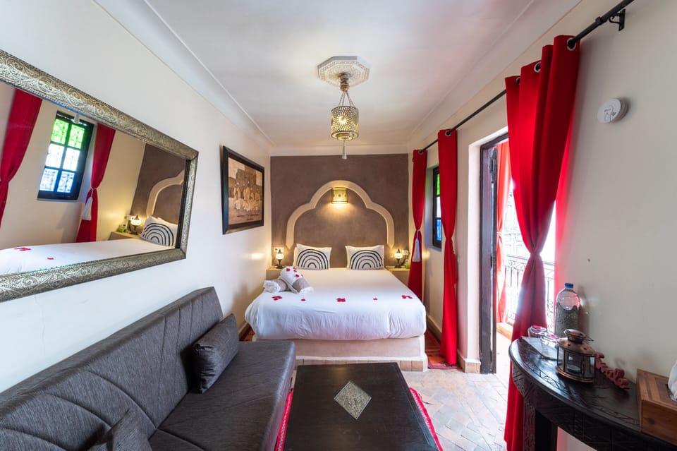 Superior Double Room, Ensuite | Egyptian cotton sheets, premium bedding, in-room safe
