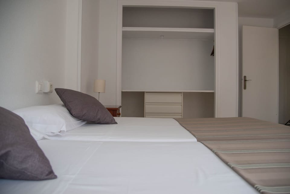 Apartment, 2 Bedrooms, Balcony, City View | Desk, laptop workspace, travel crib, WiFi (free)