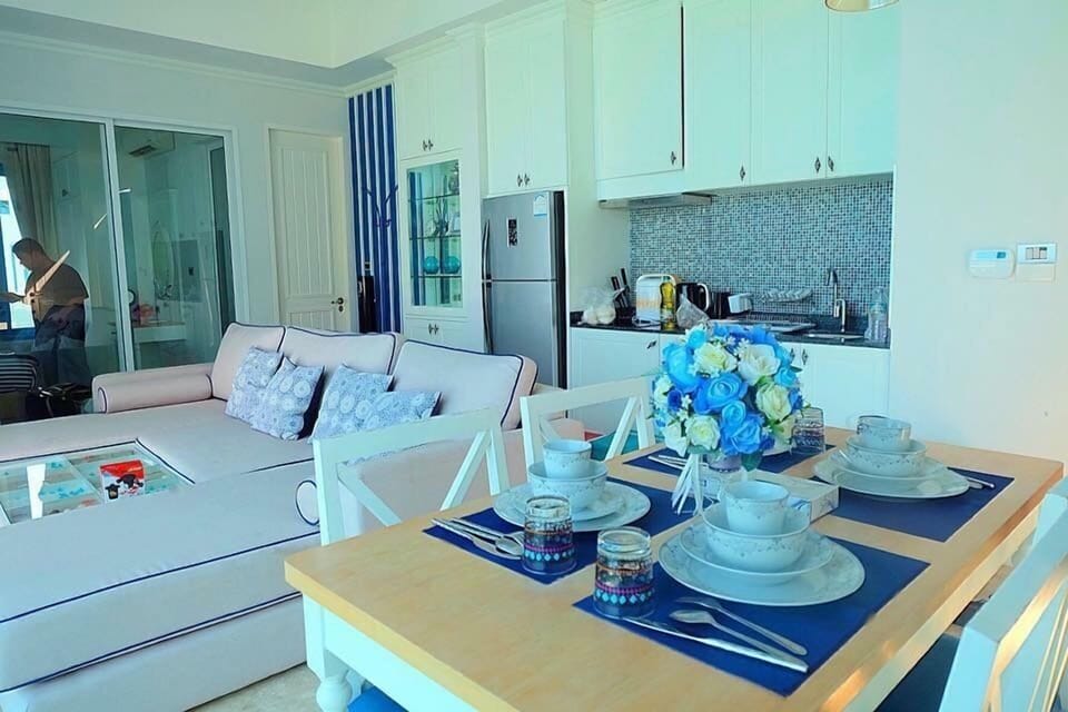 Private Beach Front Pool Villa | In-room dining