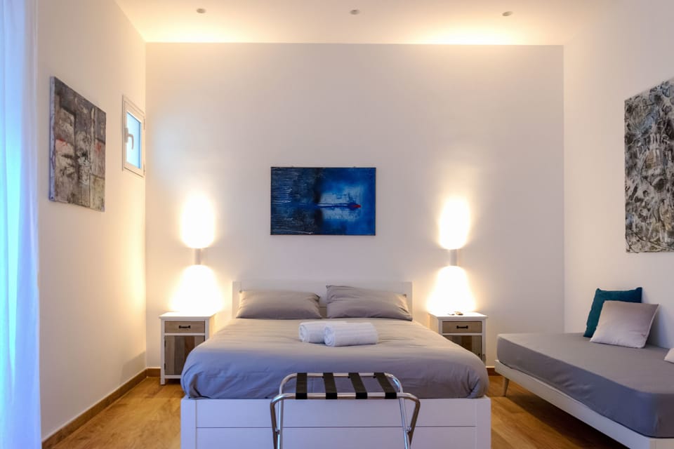 Comfort Triple Room, City View | Premium bedding, desk, soundproofing, free WiFi