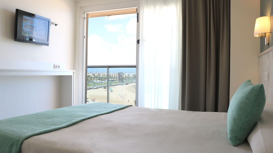 In-room safe, desk, free cribs/infant beds, free WiFi